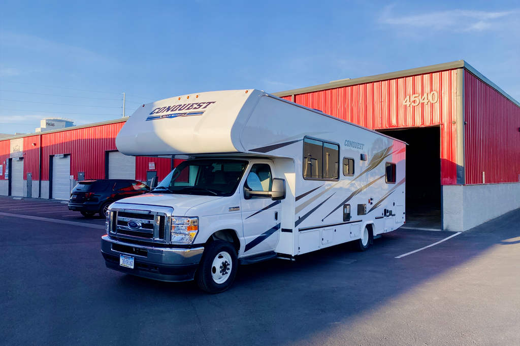 2022 Gulf Stream Conquest Class C 30ft. - FREE PRIVATE SHUTTLE - Rosi -