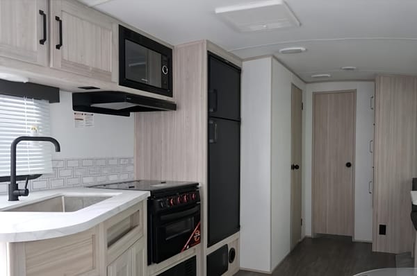 Bullwinkle's Shadow Cruiser Travel Trailer