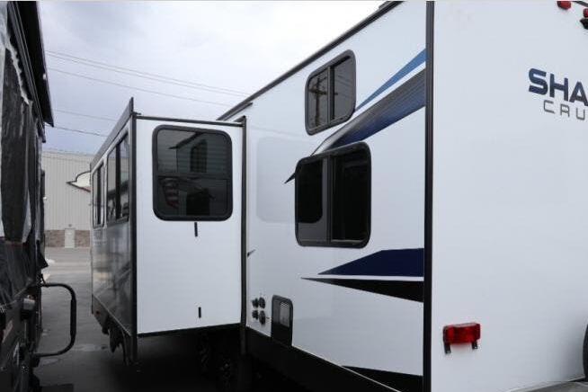 Bullwinkle's Shadow Cruiser Travel Trailer