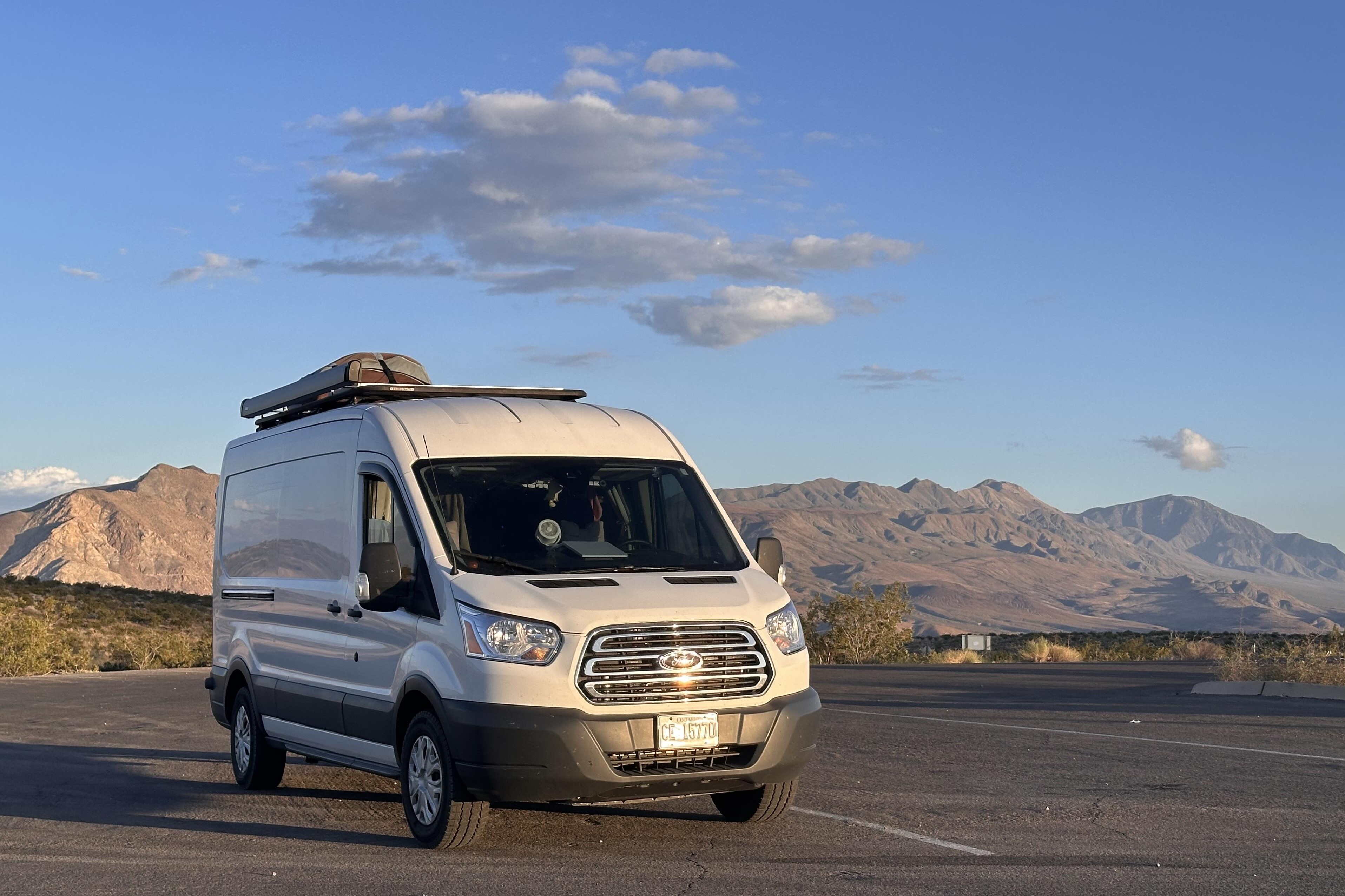 Frank's Ford Transit 250 Campervan