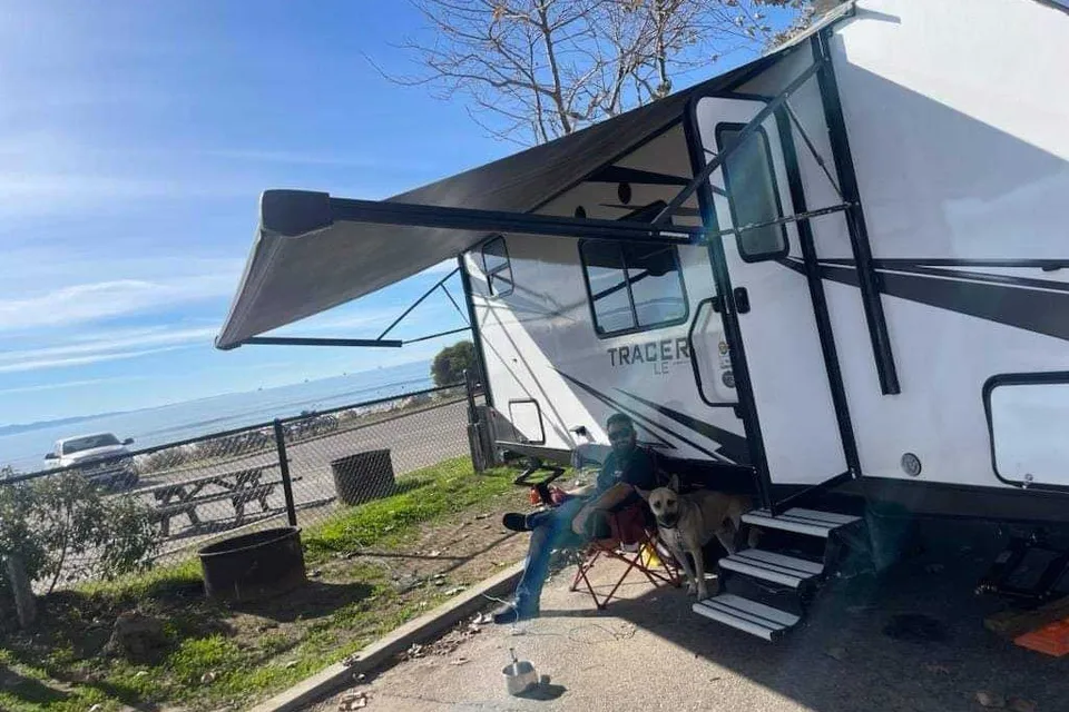 Tracer travel trailer