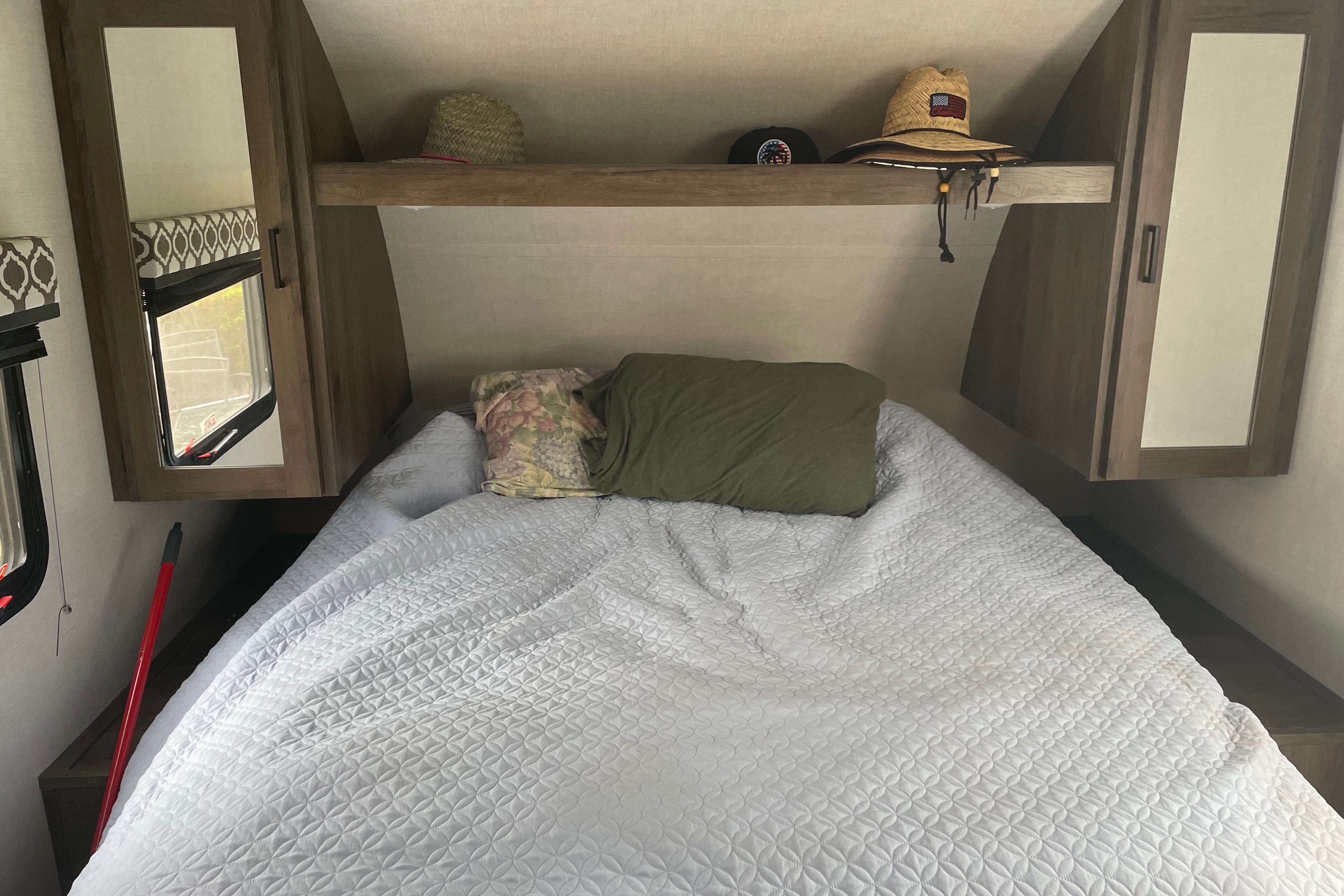 Tracer travel trailer