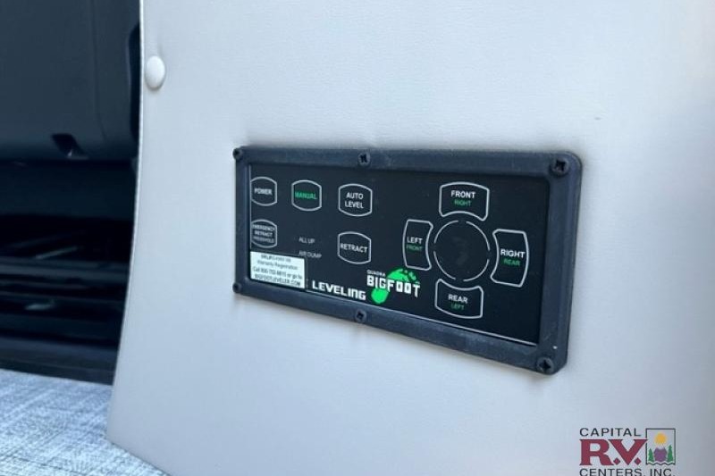 2021 Luxury Class C, sleep 5,Mercedes! Solar, AC, Heat, Generator, Slide out and Starlink