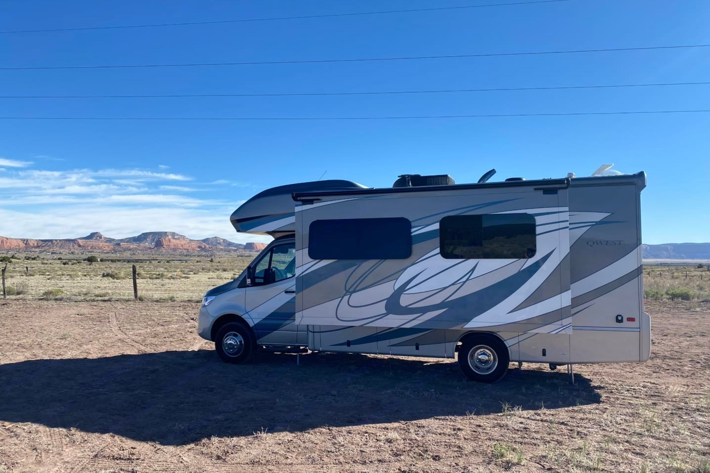 2021 Luxury Class C, sleep 5,Mercedes! Solar, AC, Heat, Generator, Slide out and Starlink