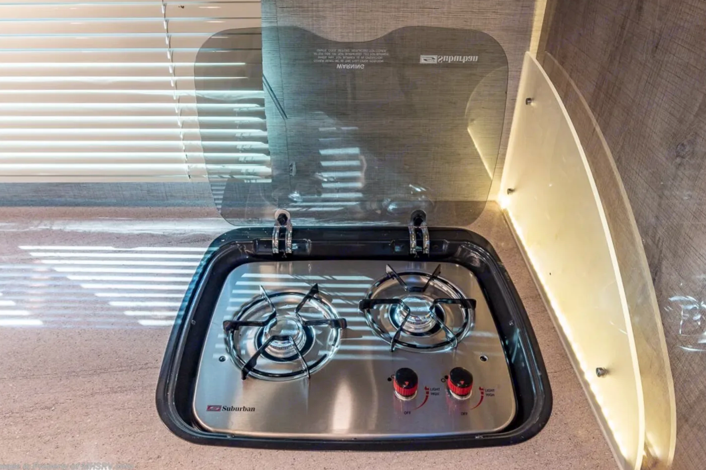 2021 Luxury Class C, sleep 5,Mercedes! Solar, AC, Heat, Generator, Slide out and Starlink