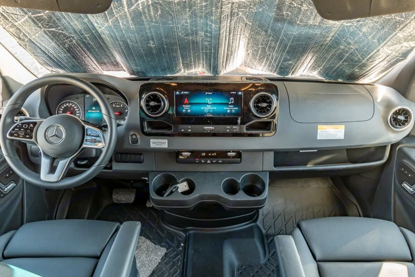 2021 Luxury Class C, sleep 5,Mercedes! Solar, AC, Heat, Generator, Slide out and Starlink