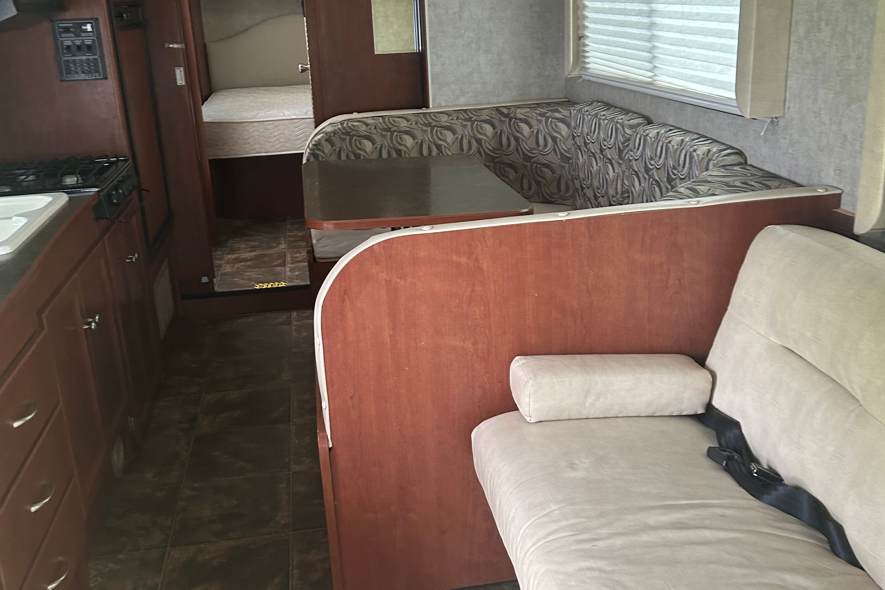 Janice's Winnebago Minnie Winnie Class C
