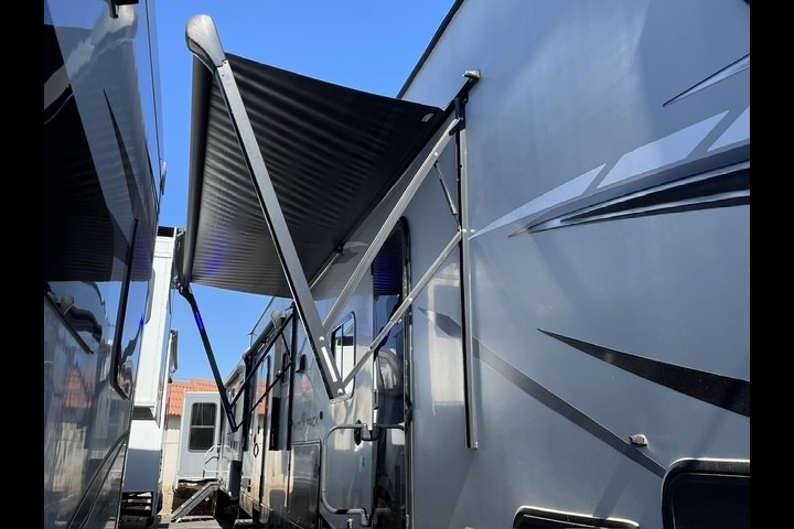 Ashley's Forest River Wolfpack 365pack Fifth Wheel Toy Hauler