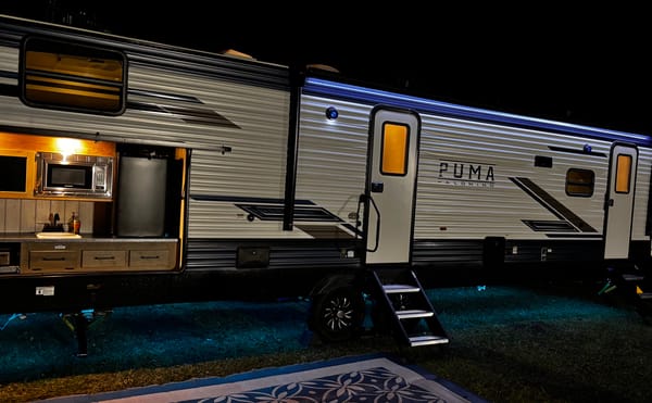 Brand New Palomino Puma 31QBBH Travel Trailer