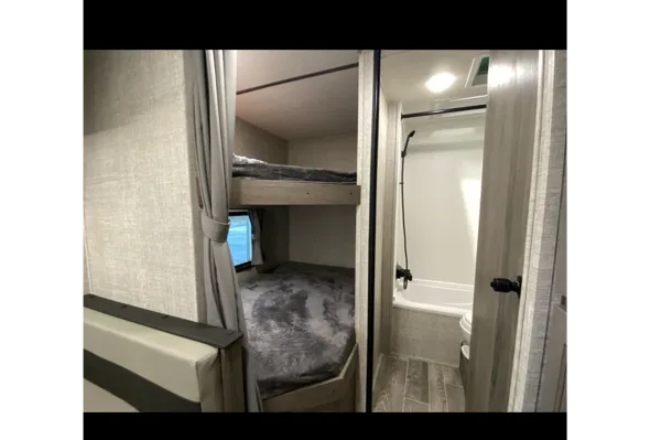 New Grand River 22MB Travel Trailer
