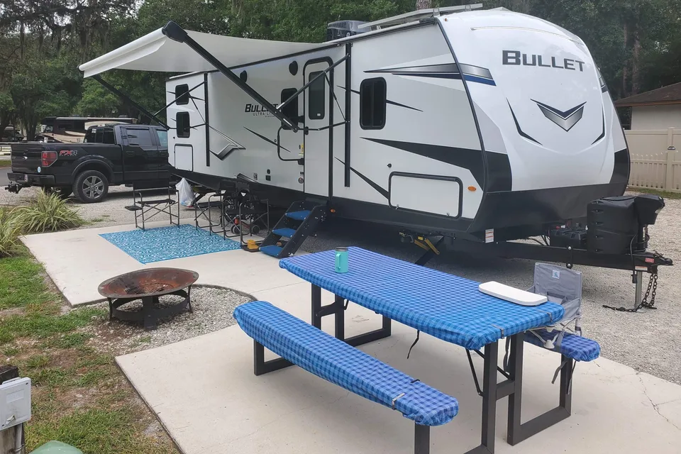 ❤️✅We deliver & Set-Up! Loaded! Sleeps 10! 2022 Keystone Bullet Ultralite 287QBS