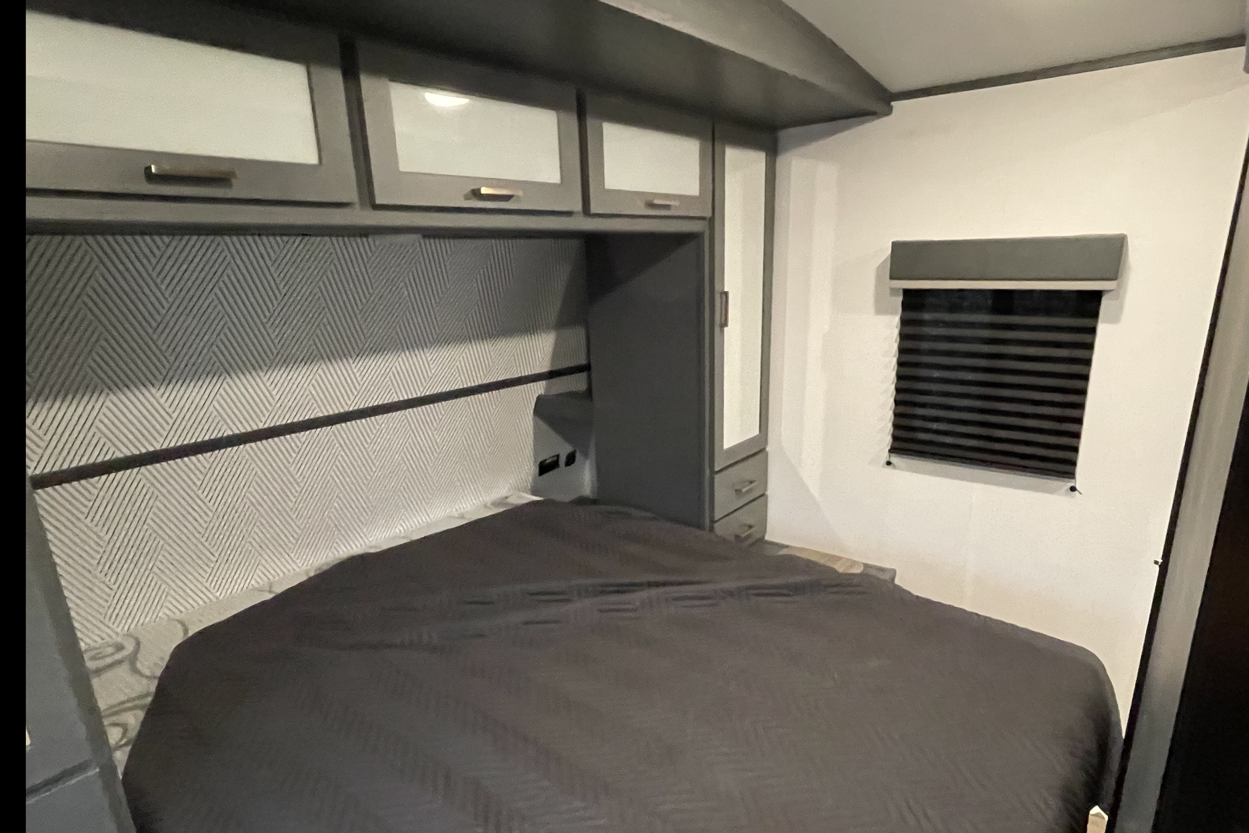 ❤️✅We deliver & Set-Up! Loaded! Sleeps 10! 2022 Keystone Bullet Ultralite 287QBS