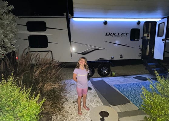 ❤️✅We deliver & Set-Up! Loaded! Sleeps 10! 2022 Keystone Bullet Ultralite 287QBS