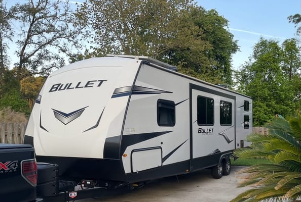 ❤️✅We deliver & Set-Up! Loaded! Sleeps 10! 2022 Keystone Bullet Ultralite 287QBS