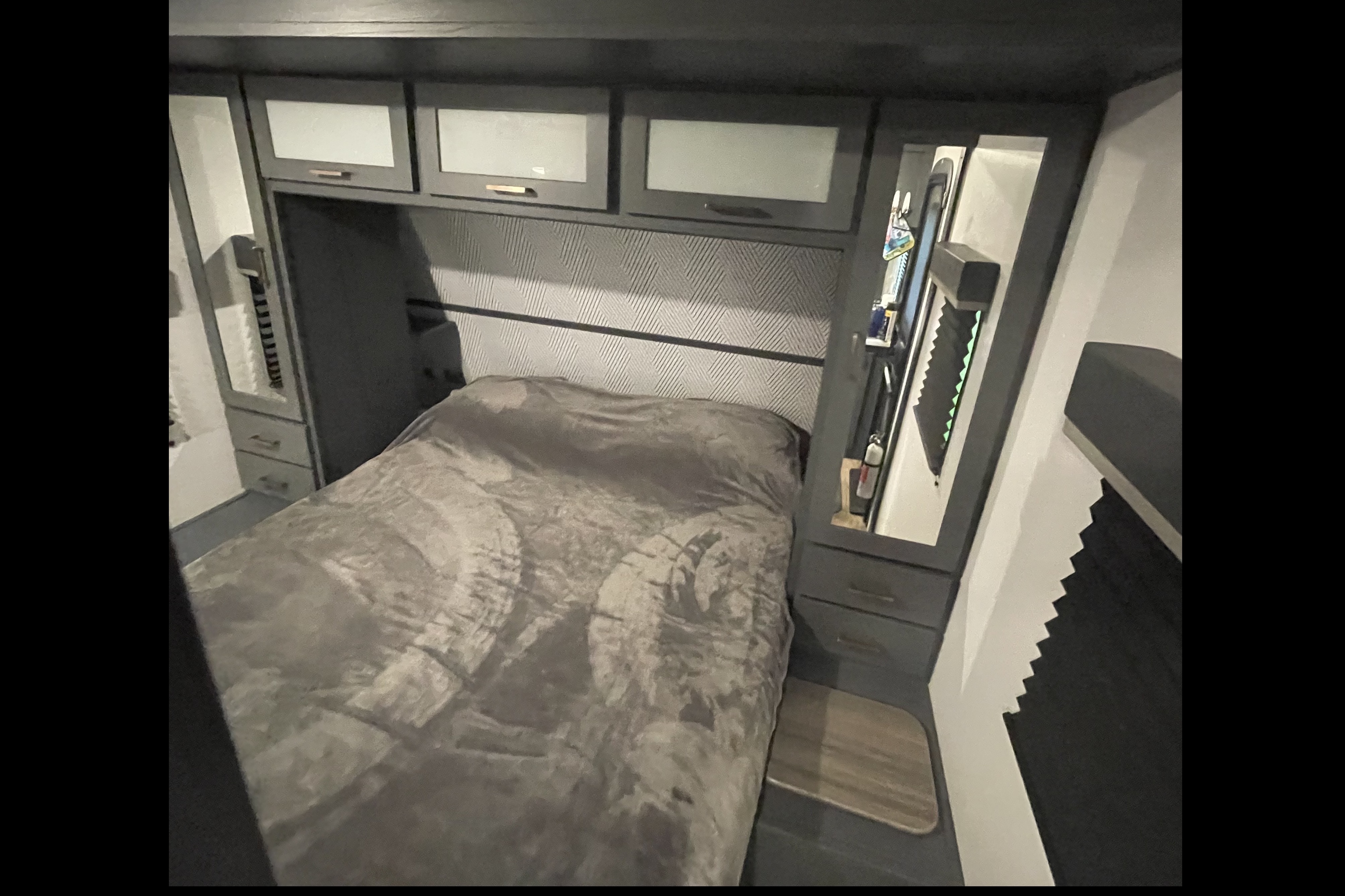 ❤️✅We deliver & Set-Up! Loaded! Sleeps 10! 2022 Keystone Bullet Ultralite 287QBS