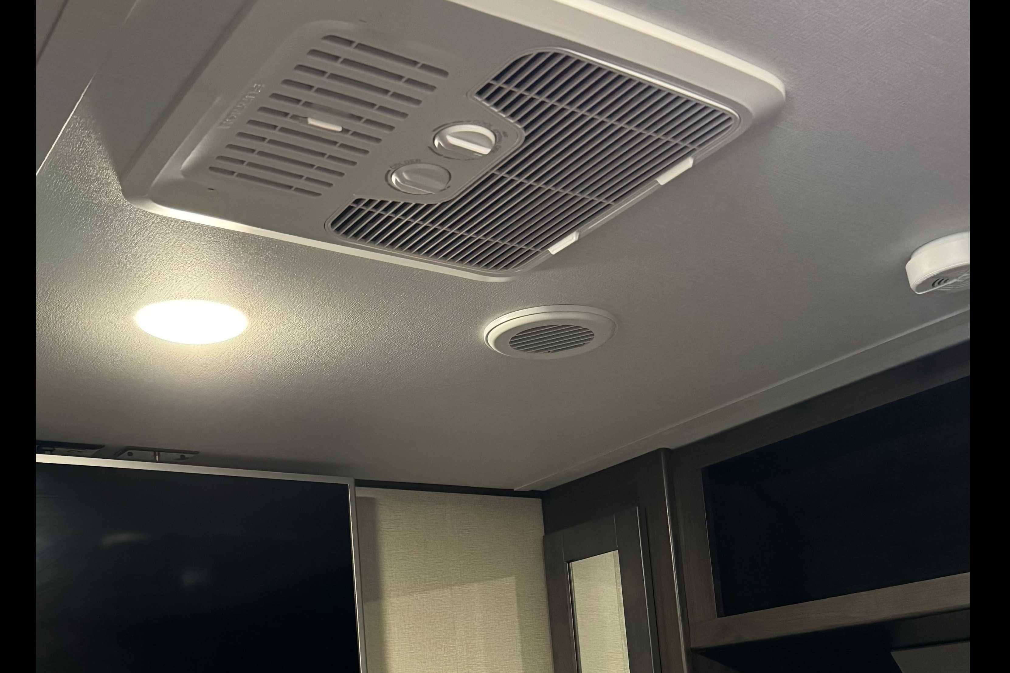 Leon’s Grand Design Transend 315BH 36FT Travel Trailer