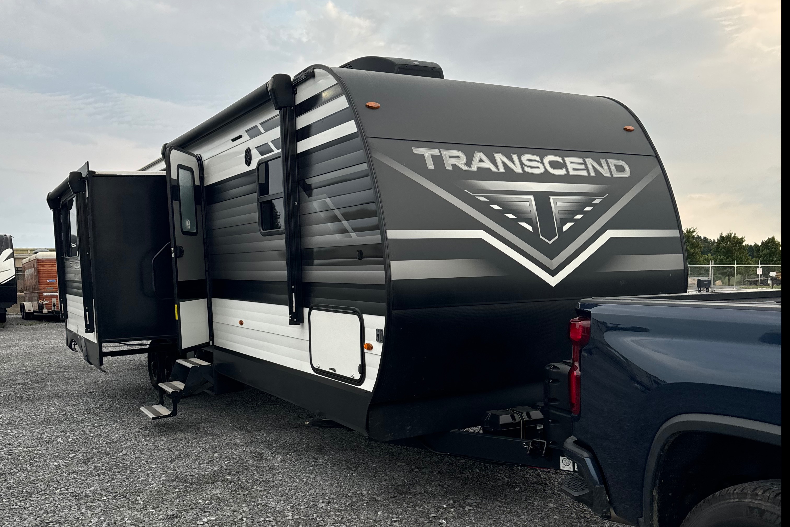 Leon’s Grand Design Transend 315BH 36FT Travel Trailer