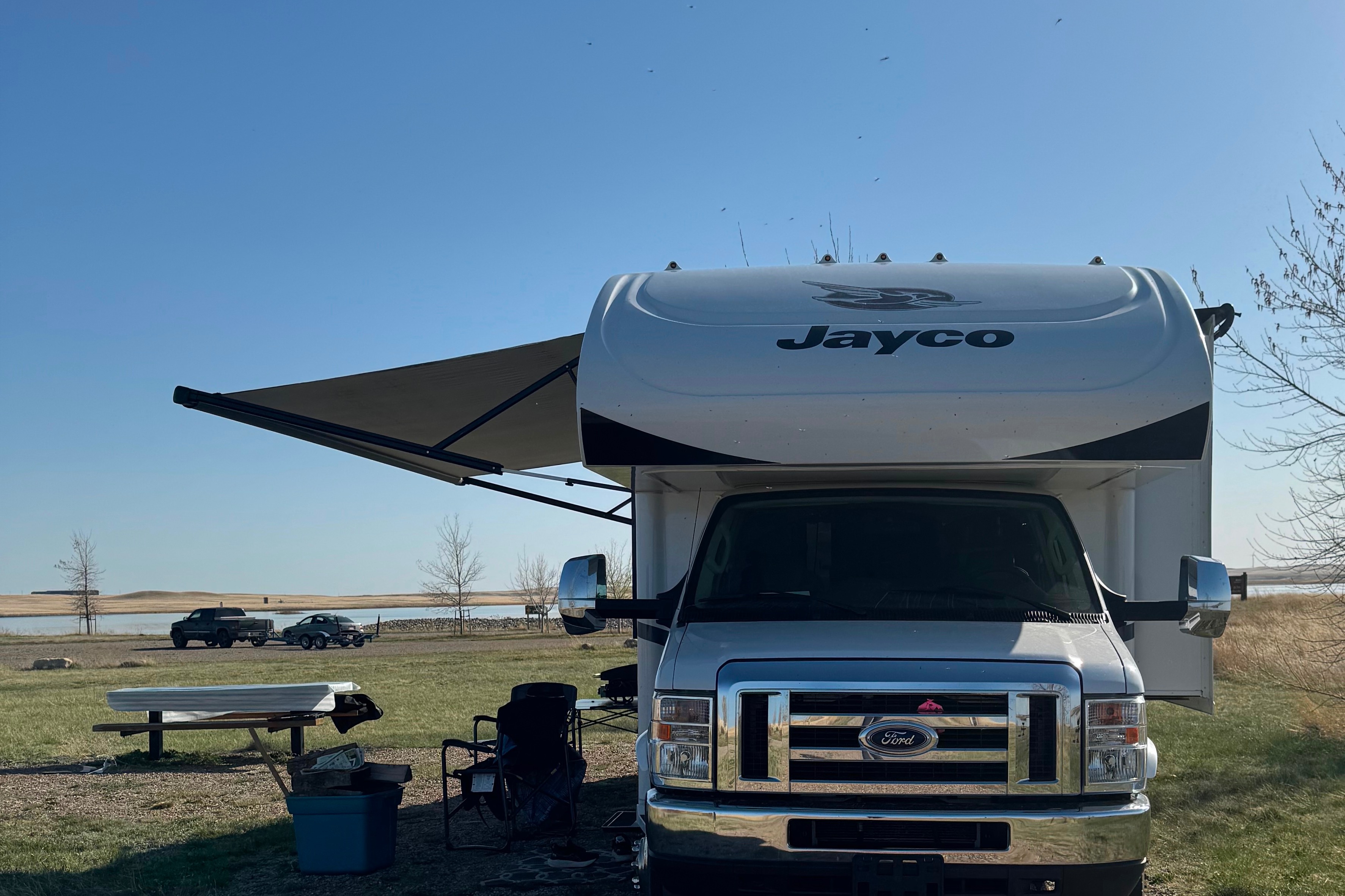 Travel in Comfort & Style: Carol’s Upscale Motor Home Awaits You!