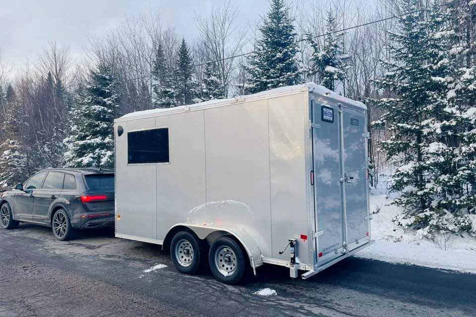 EZHauler Aluminium Trailer Cargo intérieur aménagé 7’x14’x7’ haut  