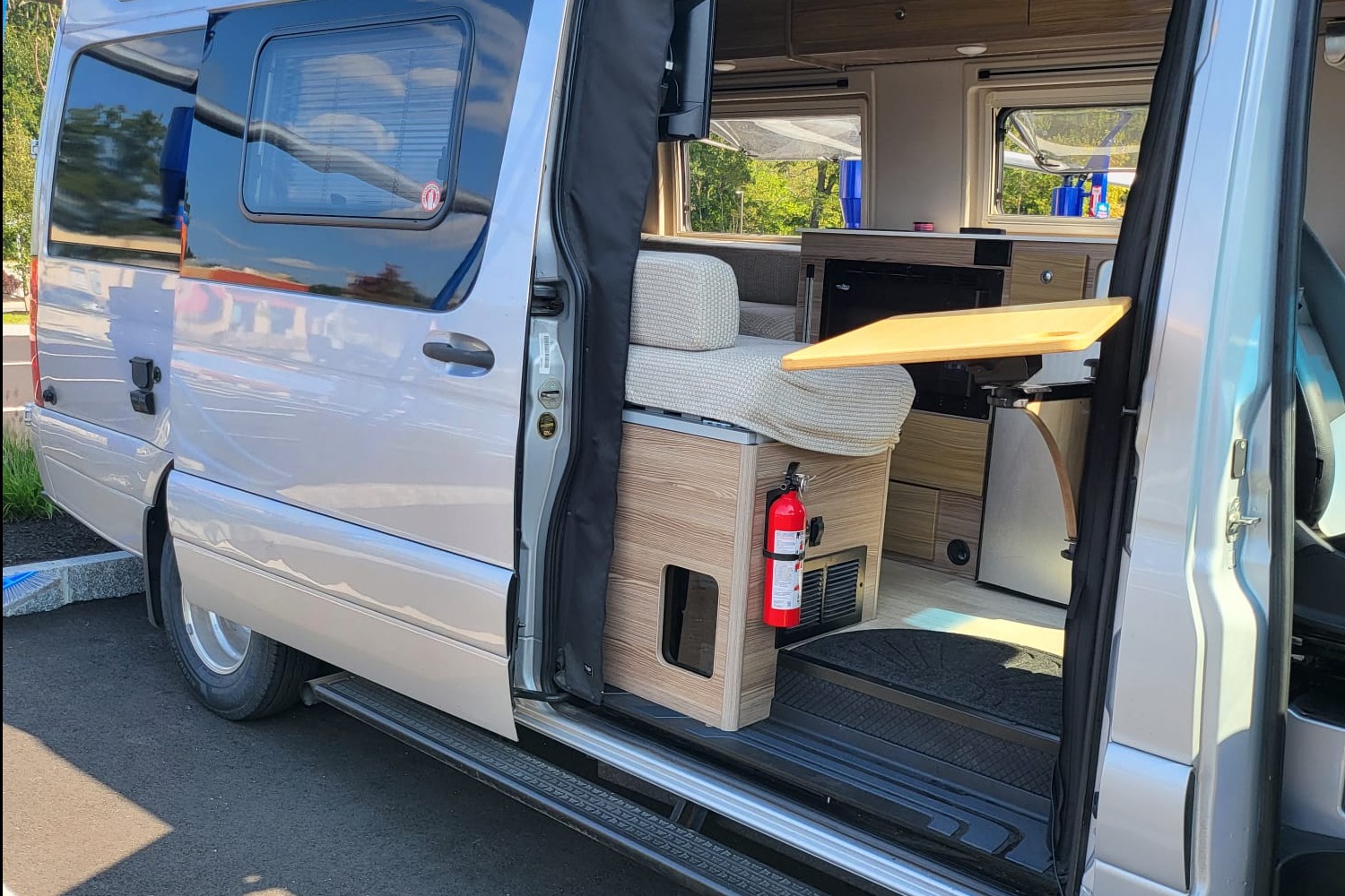 Don's Winnebago boldt 70KL Class B