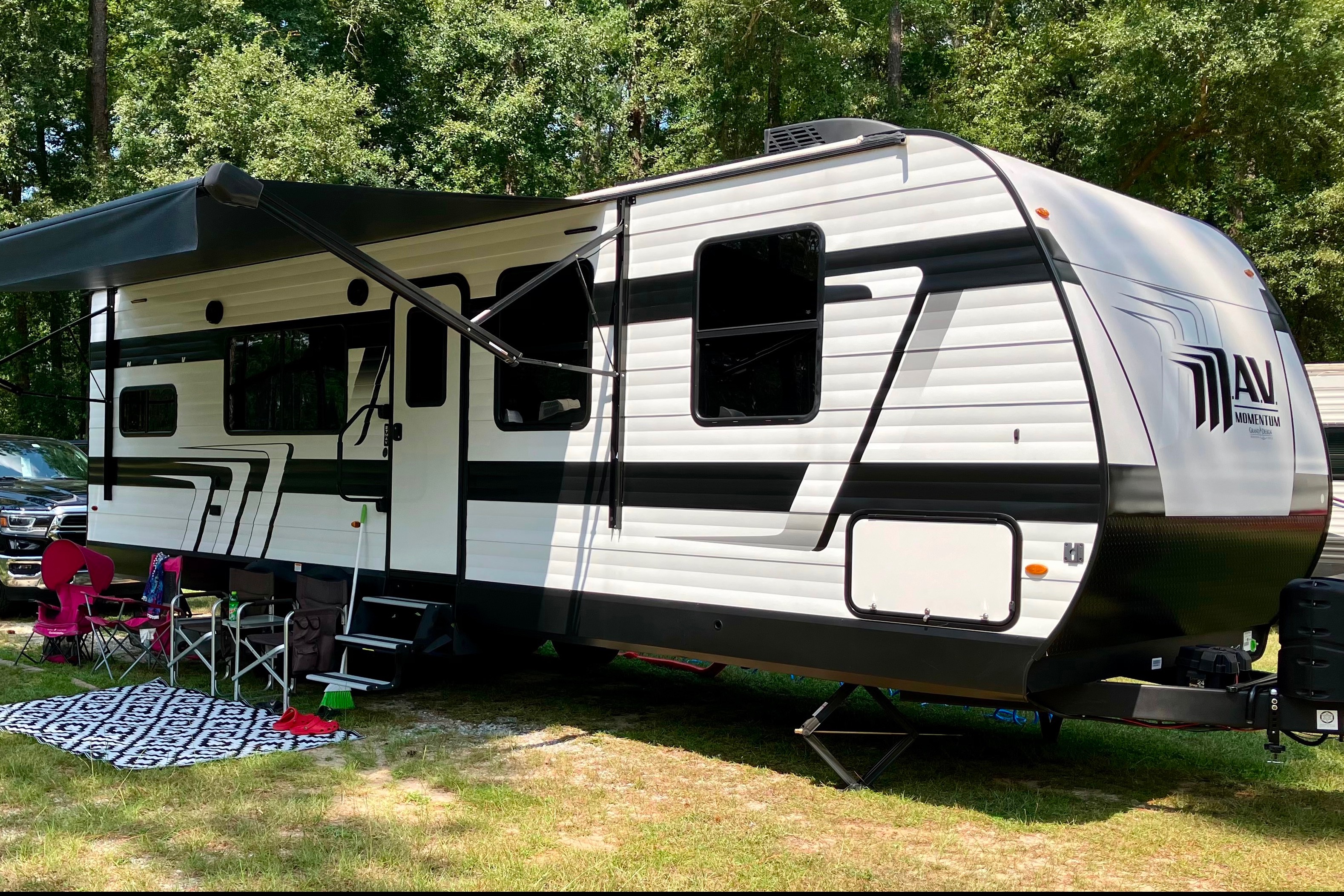 2024 Mav27 **Welcome to our...Airbnb on Wheels II ** Delivery and setup only