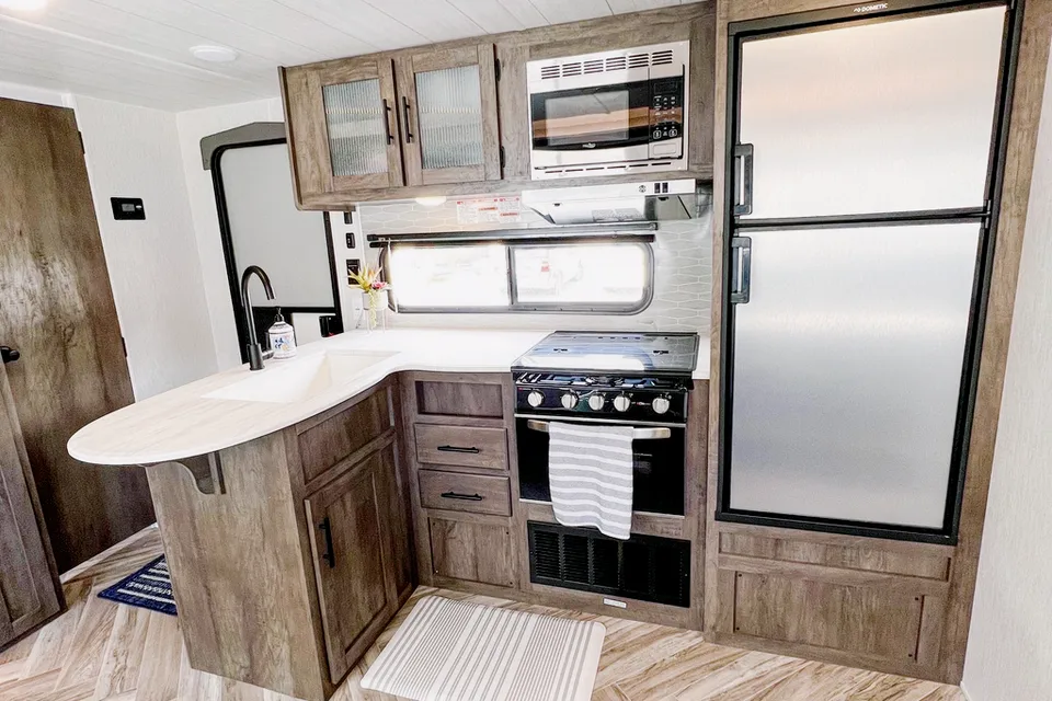  Forest River Wildwood X-Lite Travel Trailer