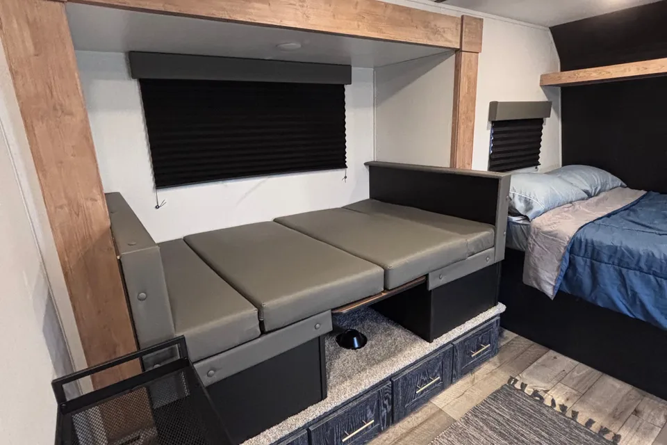 alyssa's Keystone springdale 1760BH Travel Trailer