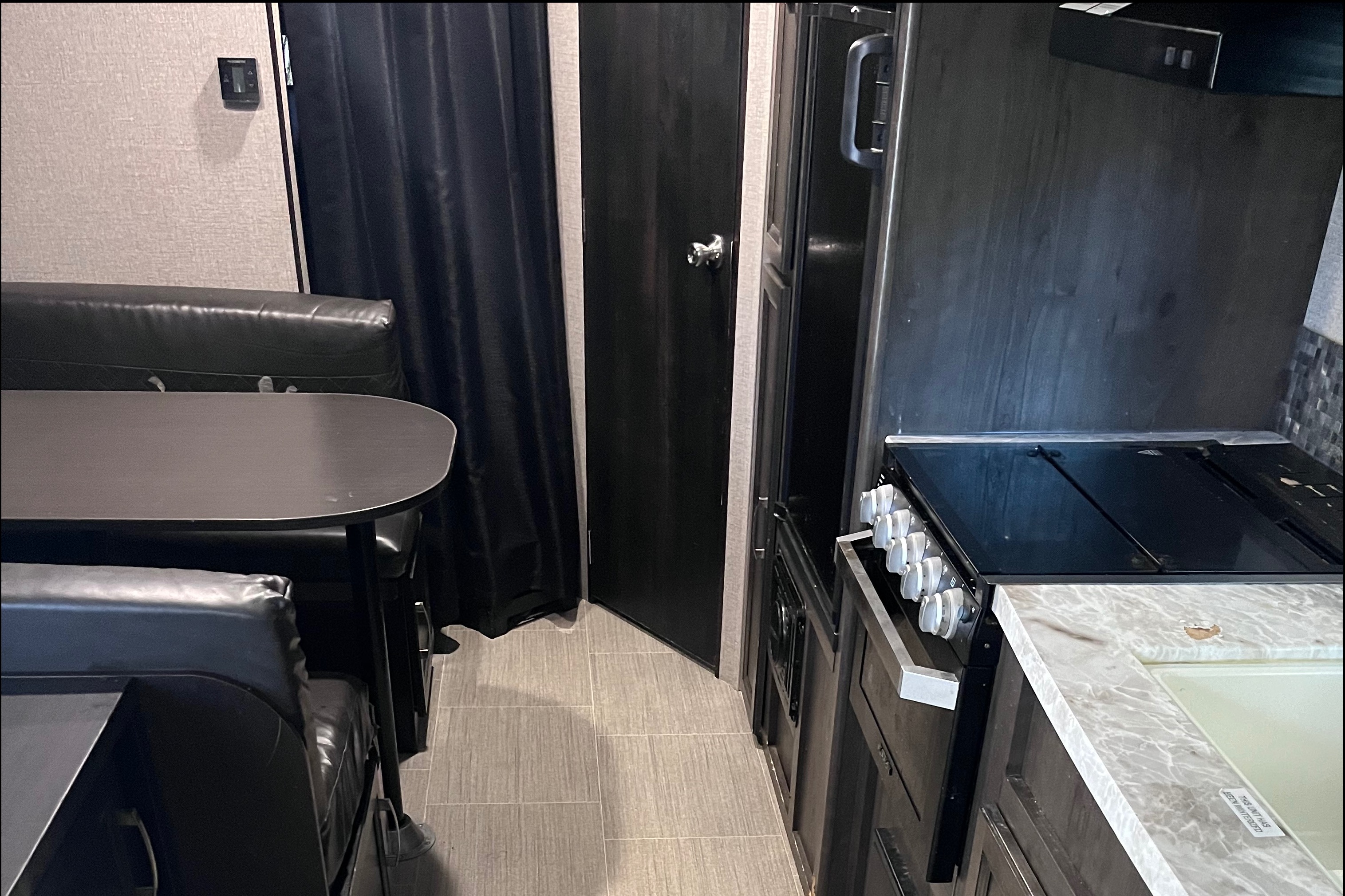 Horton Family Jayco Jay Feather 23BHM Travel Trailer