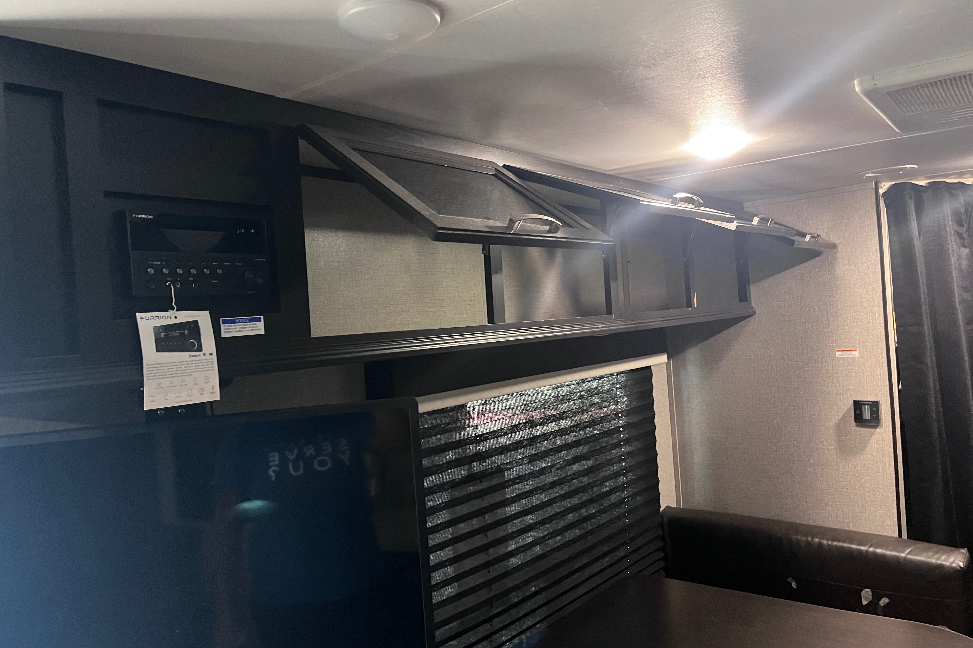 Horton Family Jayco Jay Feather 23BHM Travel Trailer