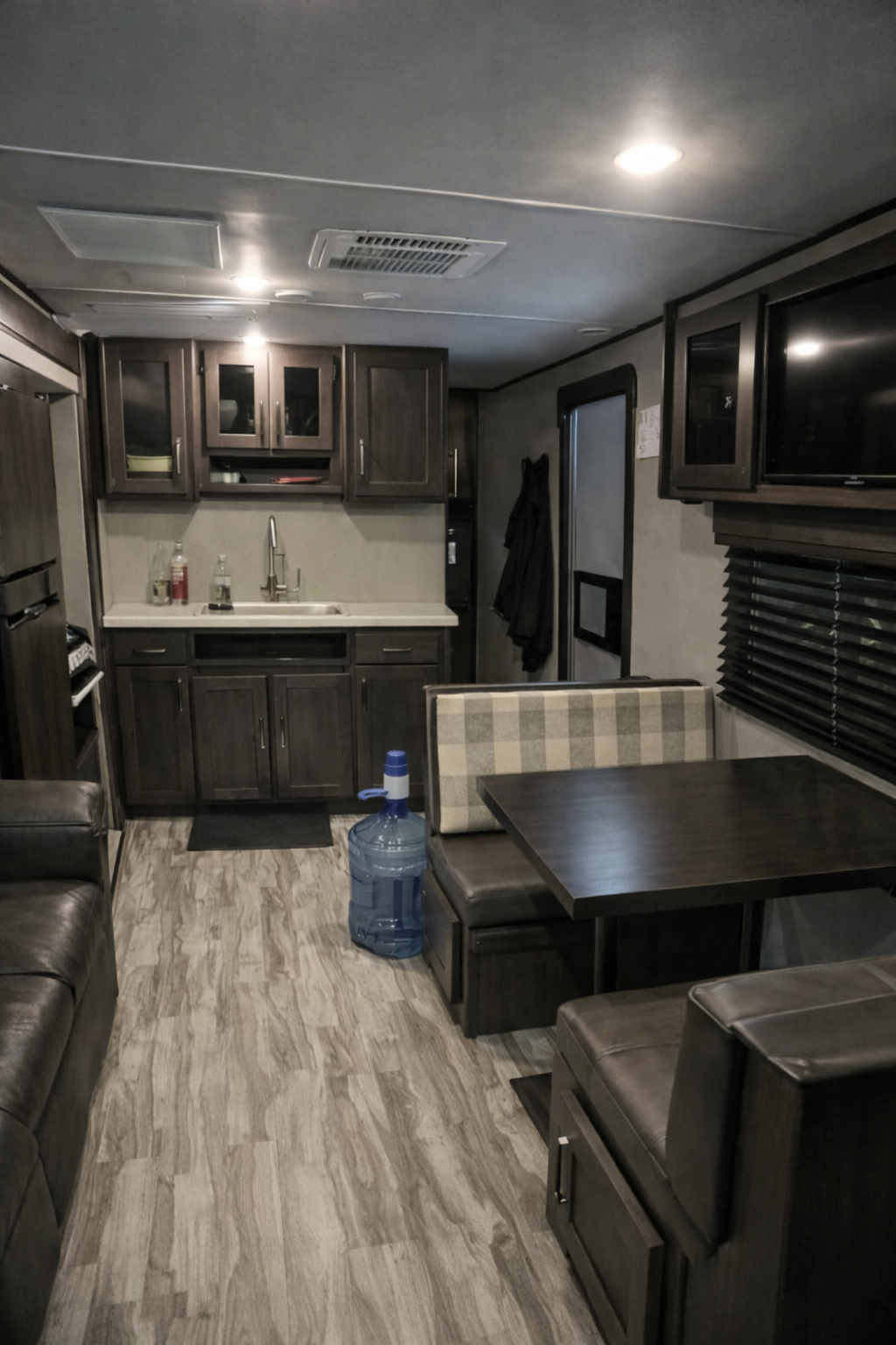 Michael's Grand Bunkhouse 297QB Transcend