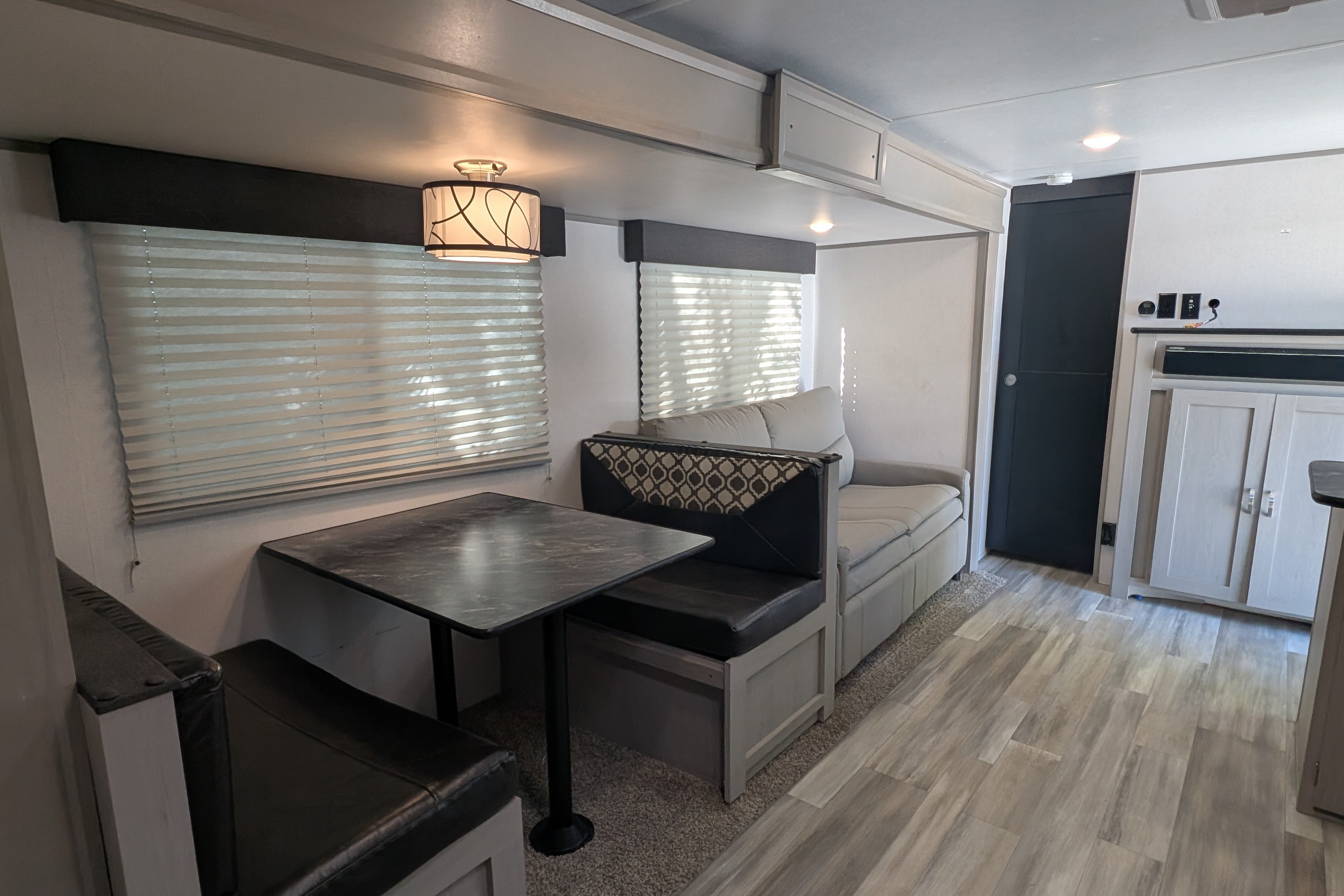 Bolshoi's Prime Time Tracer LE Travel Trailer