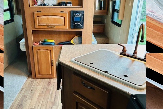 Spacious Family RV Travel Trailer with complete extras