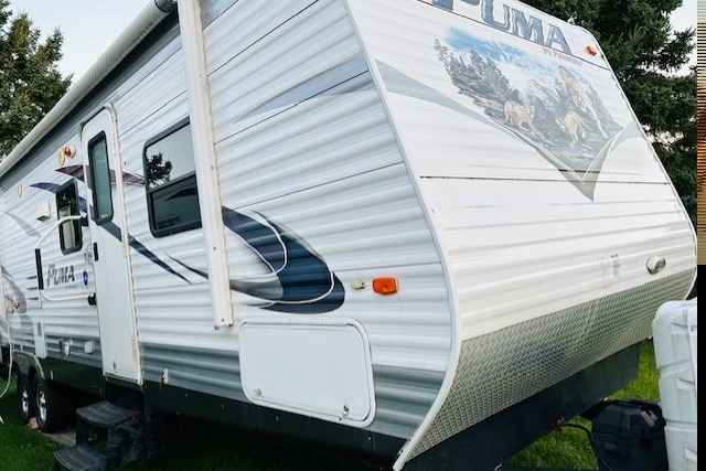 Spacious Family RV Travel Trailer with complete extras