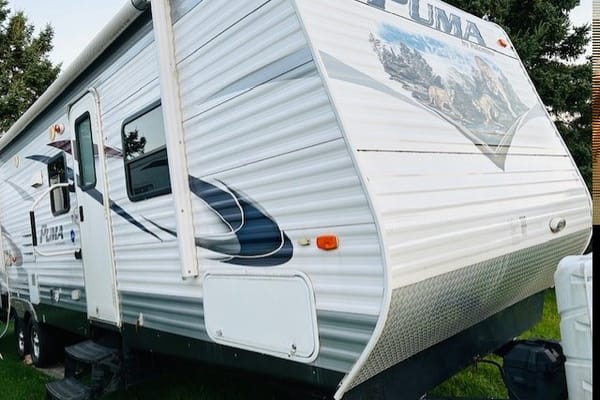 Spacious Family RV Travel Trailer with complete extras