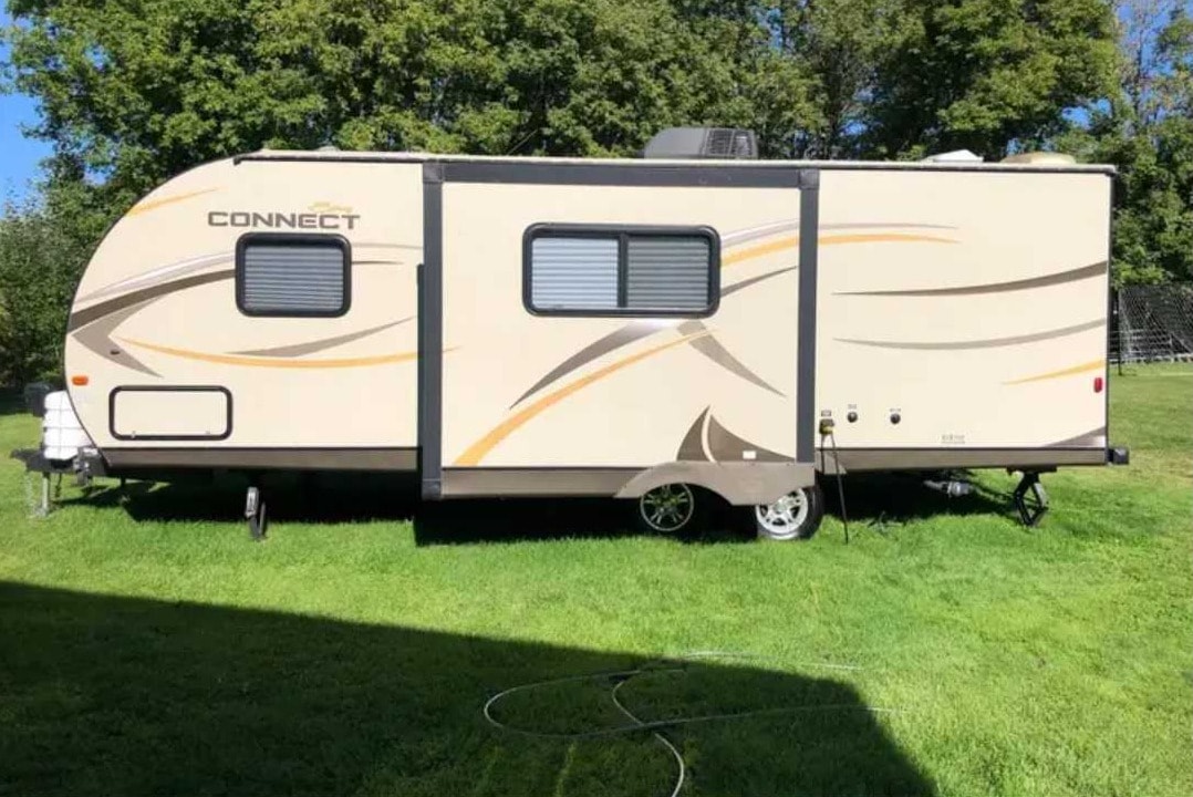 Bruno KZ Connect 250BHS Roulotte