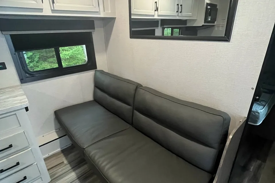 Alex's family friendly Camper
