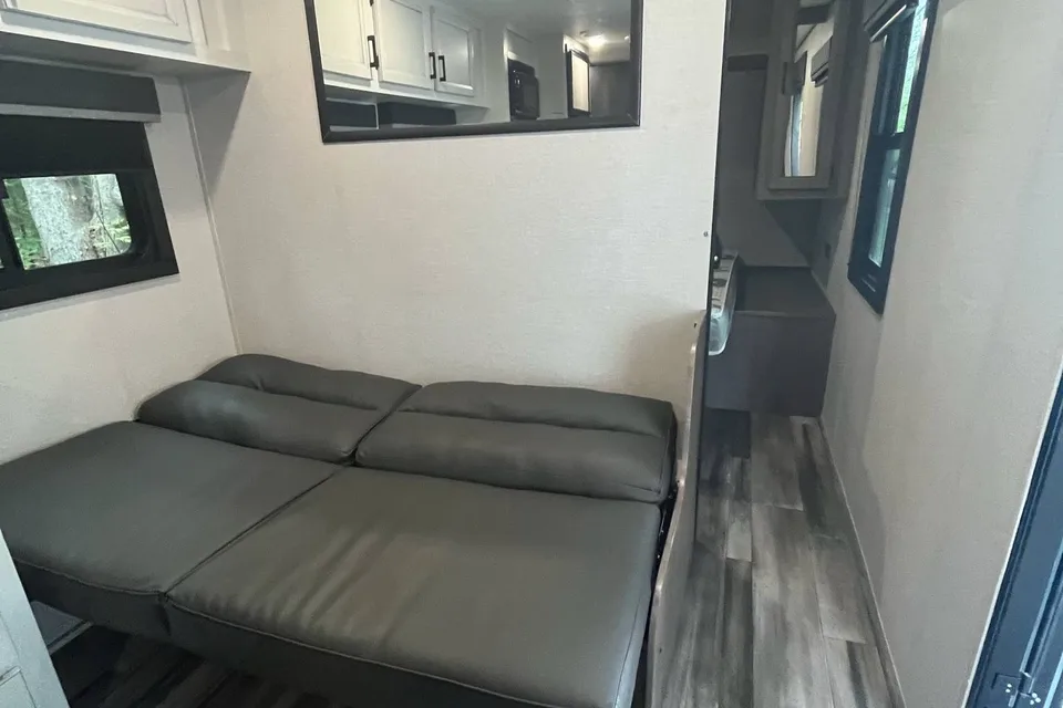 Alex's family friendly Camper