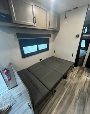 Alex's family friendly Camper