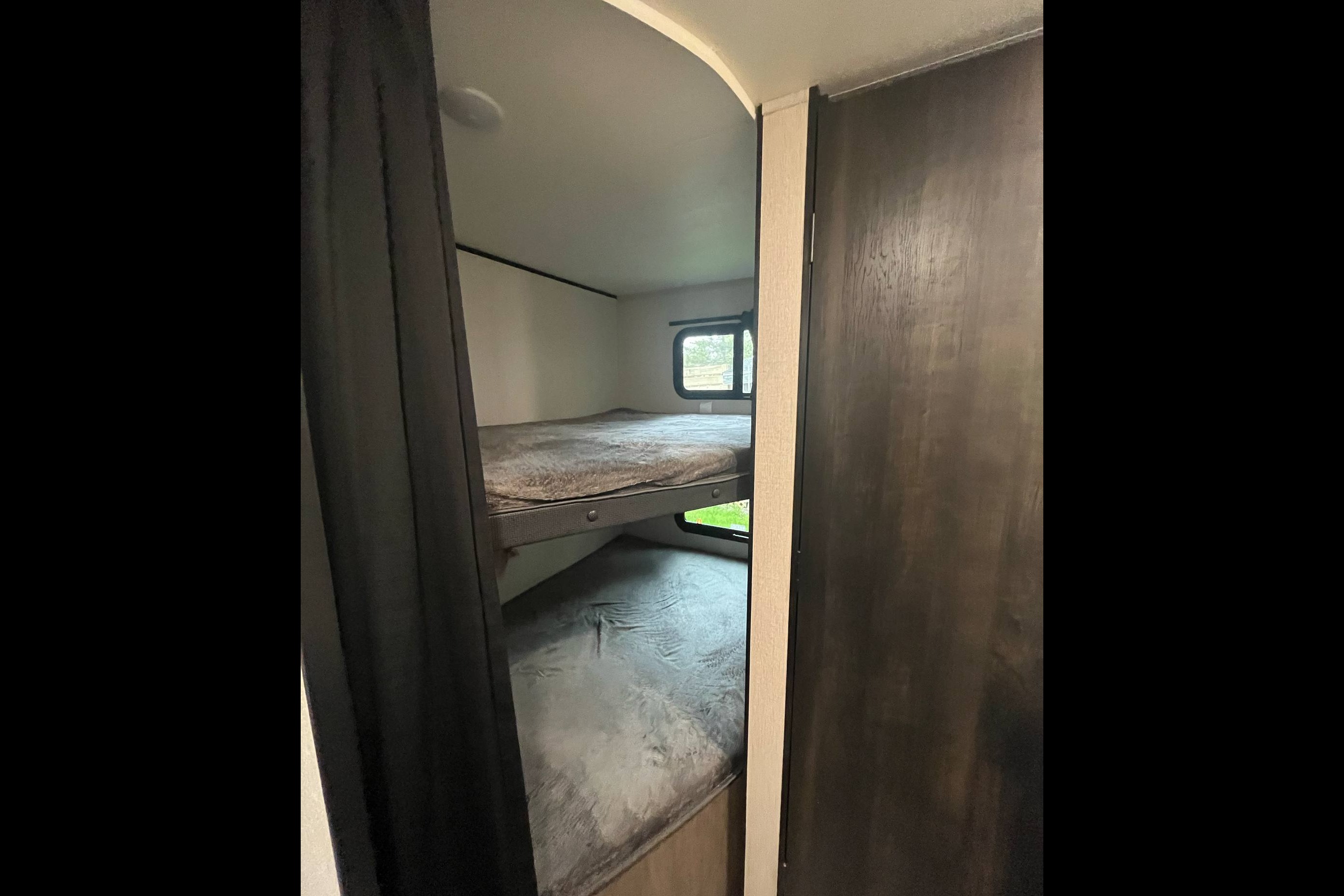 Alex's family friendly Camper