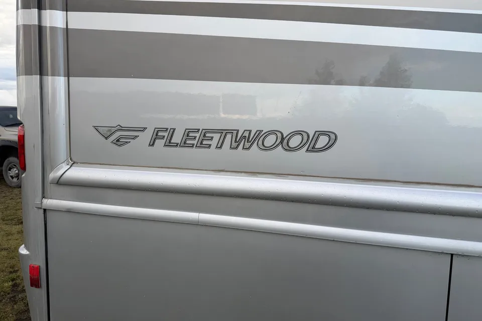 Les's Fleetwood pace arrow 35g Class A