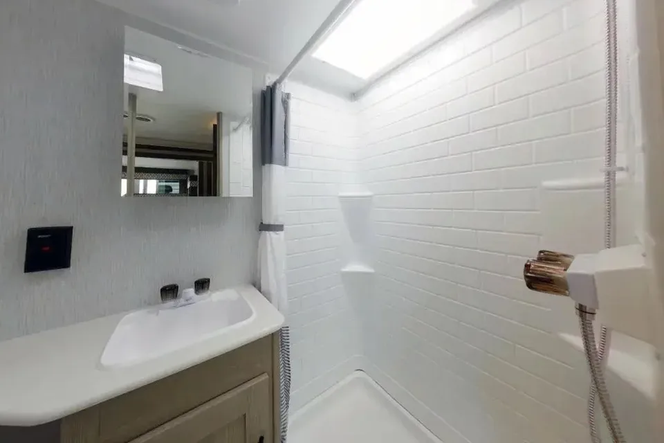 The Haven - Solar Family Bunkhouse