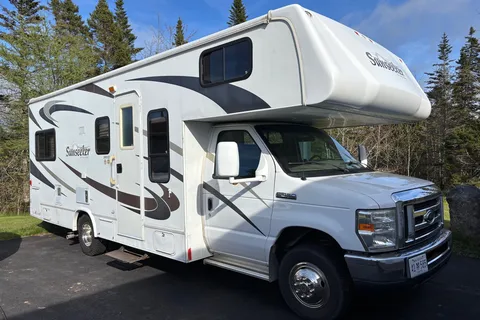 Dan's Forest River Sunseeker Class C