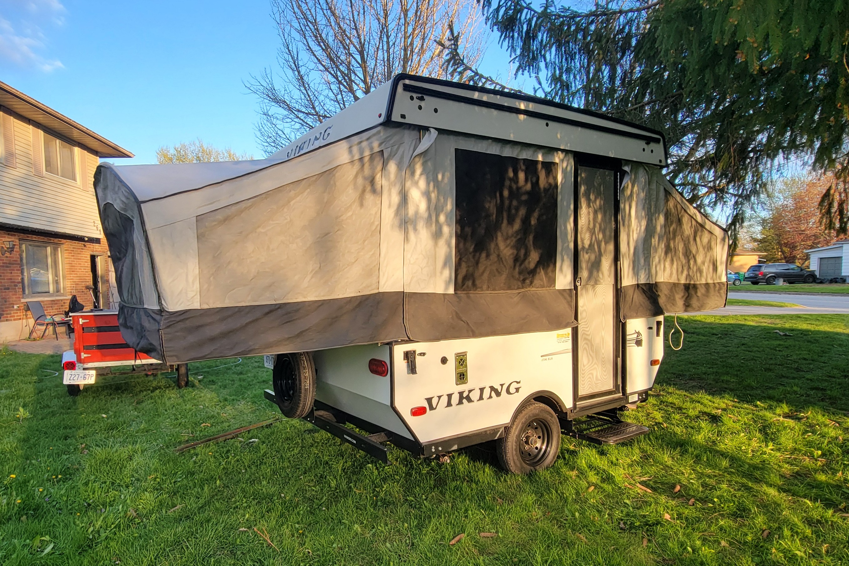 John's Viking Sport Tent Trailer