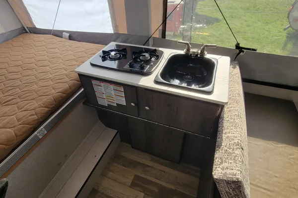 John's Viking Sport Tent Trailer