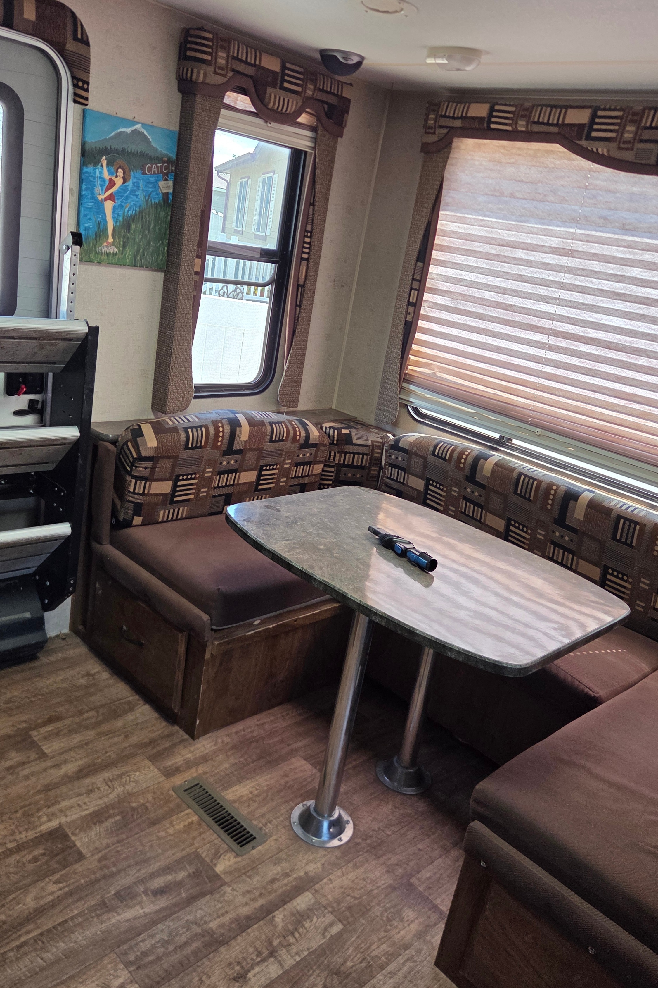 Otoniel's Timber Ridge RV