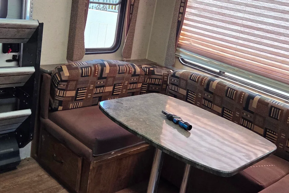 Otoniel's Timber Ridge RV
