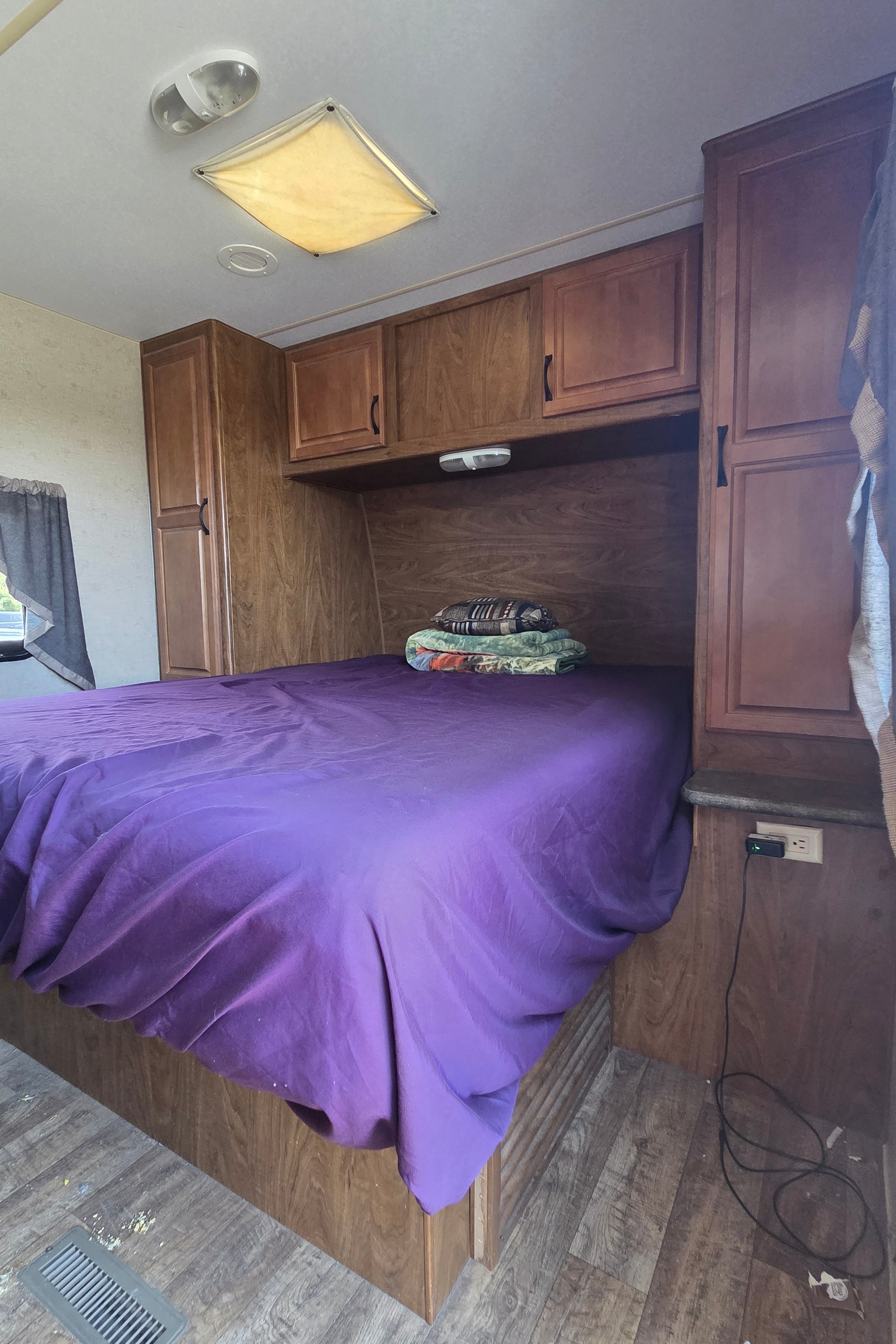 Otoniel's Timber Ridge RV