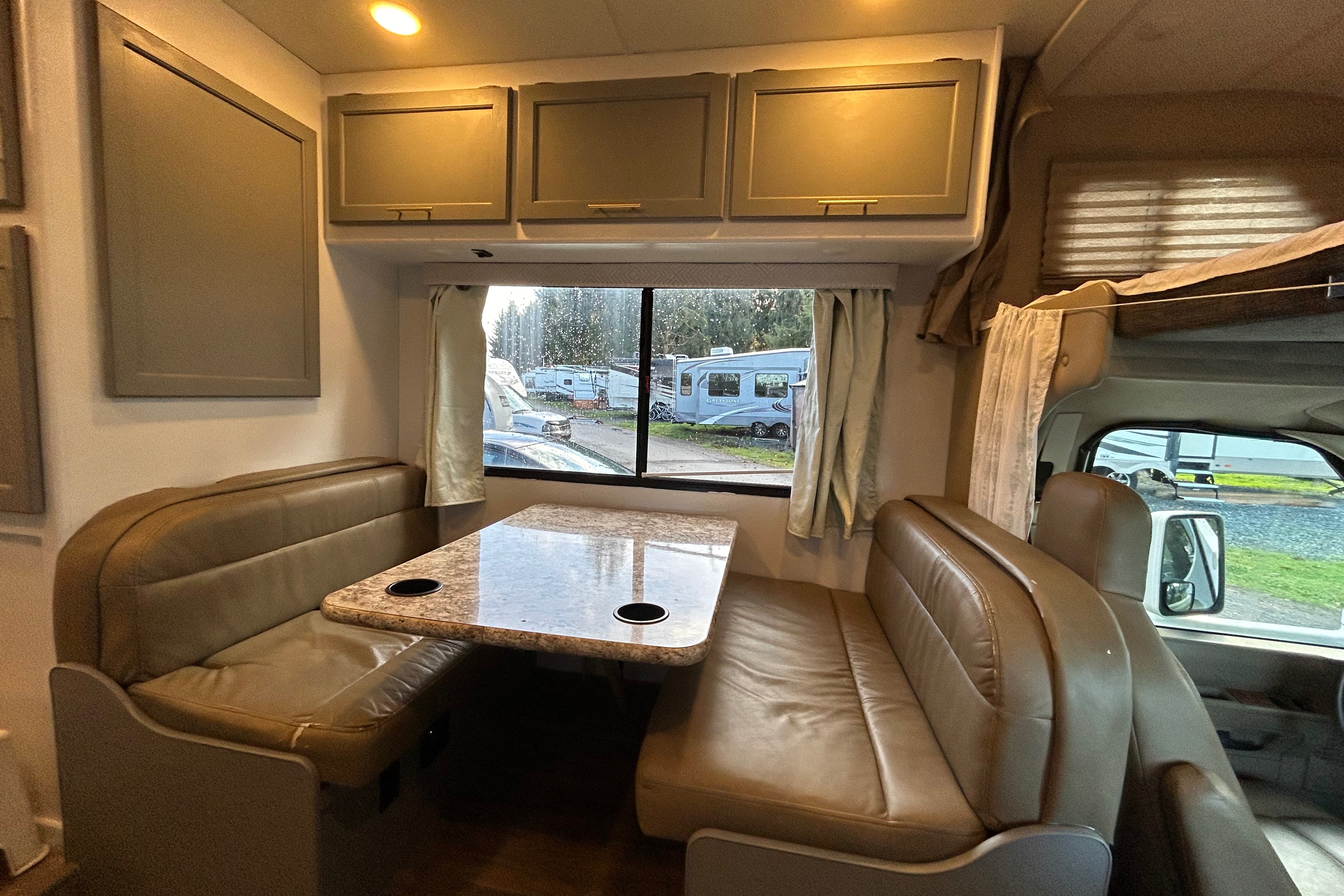 Family Friendly 22' Motorhome 