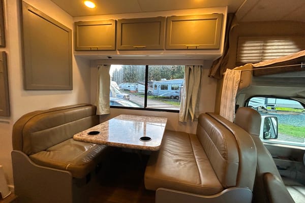 Family Friendly 22' Motorhome