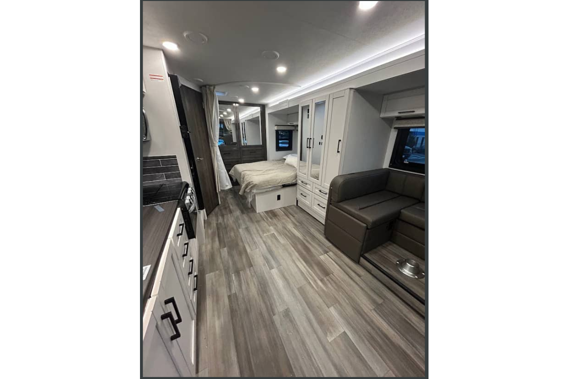 (RV-with-ME) 2026 Jayco Redhawk 24B